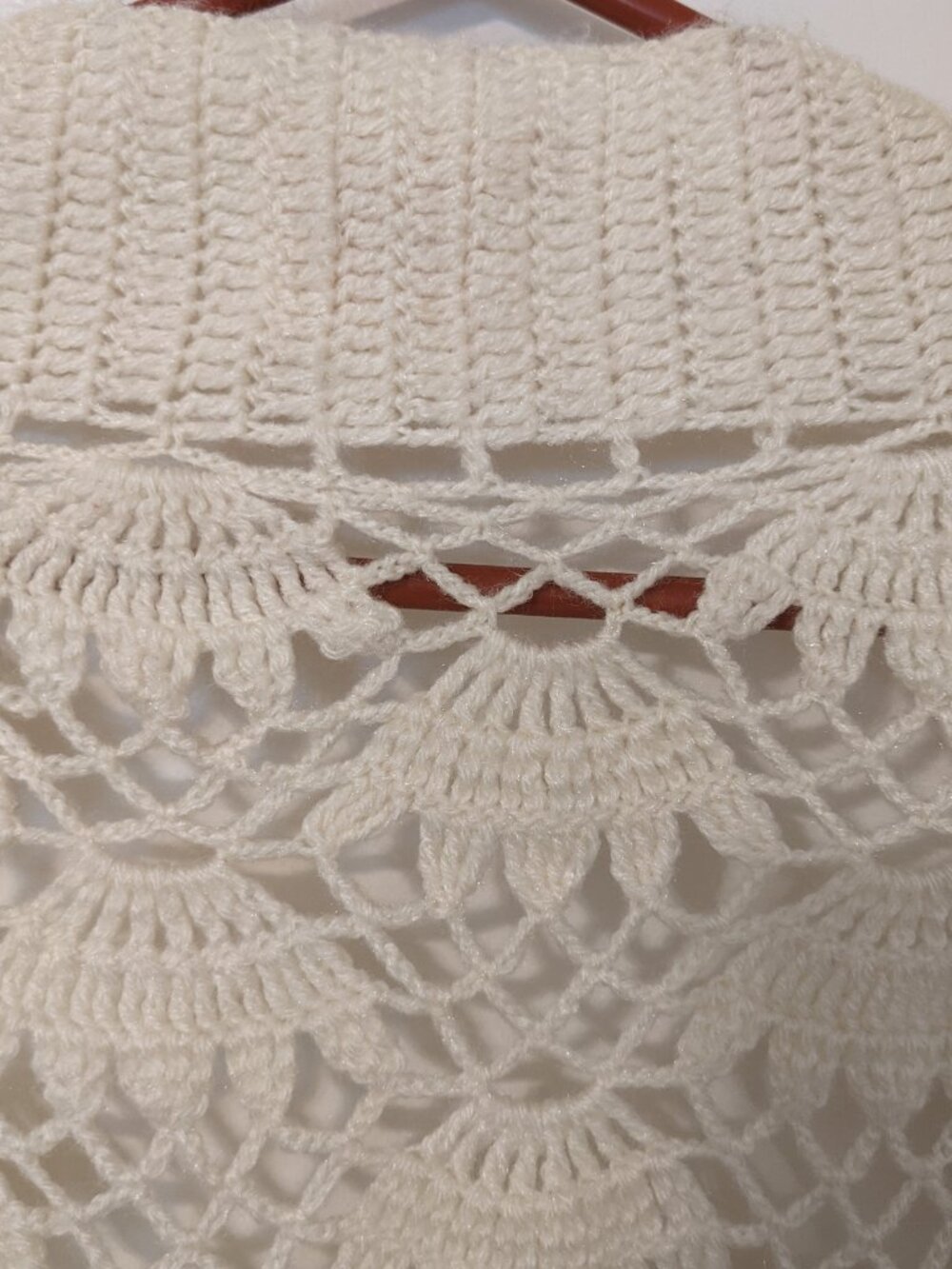 Hand Crochet Open Knit Shawl Wrap Lace Pattern Cream Fringe Boho Hippie - Picture 3 of 10
